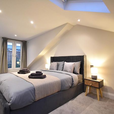 Stunning 3 Bed Apartment London Exterior photo