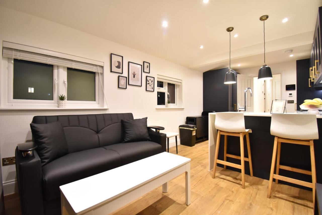 Stunning 3 Bed Apartment London Exterior photo